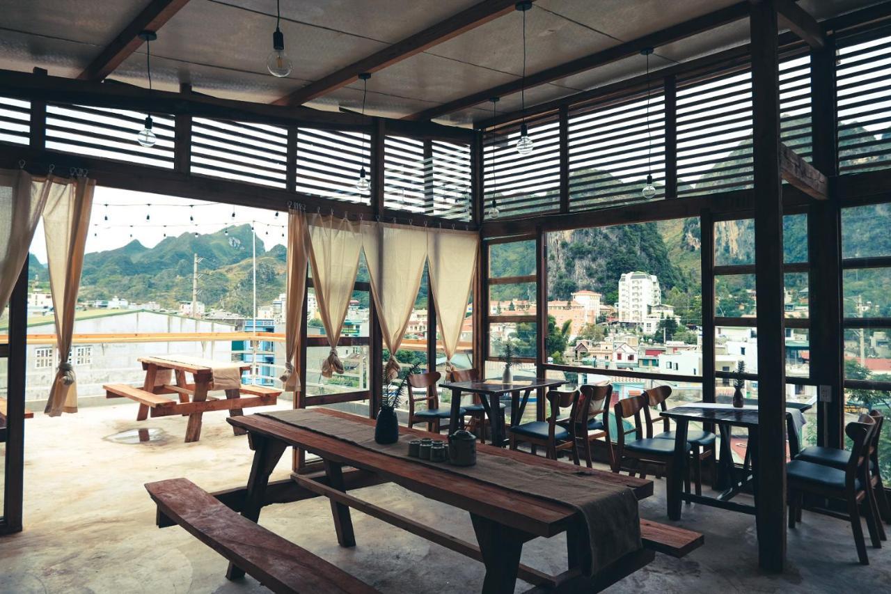 Hagiang-Holic Apartman Dong Van  Kültér fotó